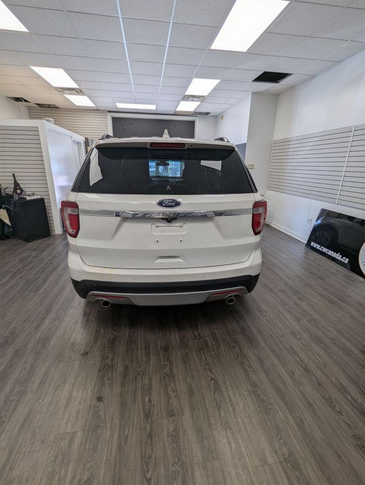 2017 Ford Explorer LIMITED l Clean Carfax l No Accidents l 7 seater - Photo #6