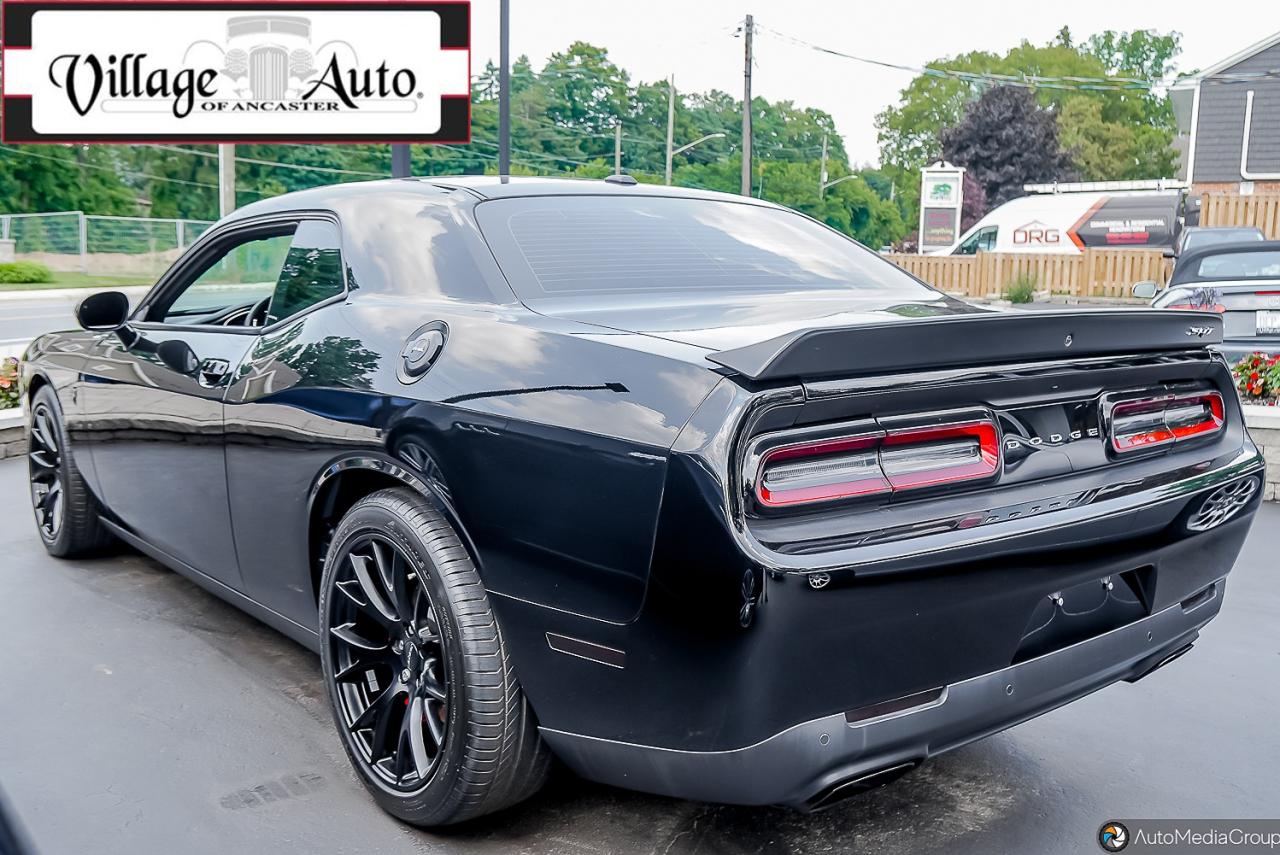2016 Dodge Challenger 2DR CPE SRT HELLCAT - Photo #7
