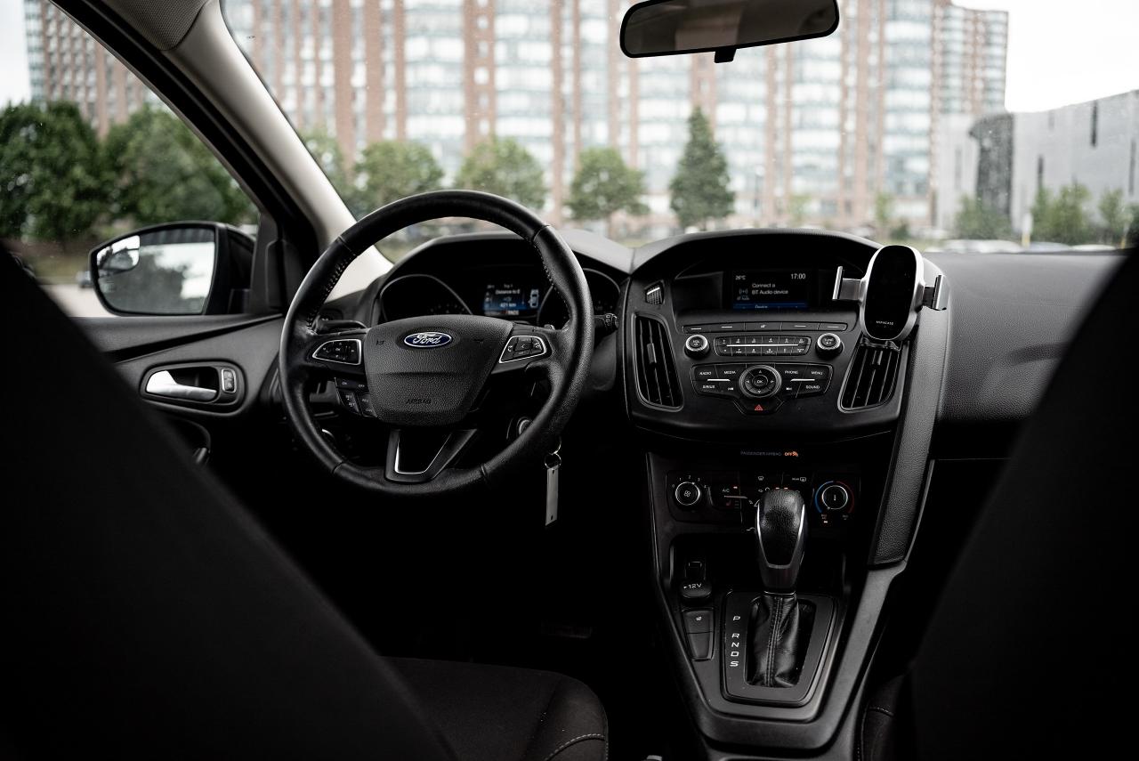 2018 Ford Focus SE | NO ACCIDENTS | CLEAN CARFAX | - Photo #10