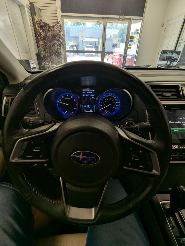 2018 Subaru Legacy LIMITED - Photo #15