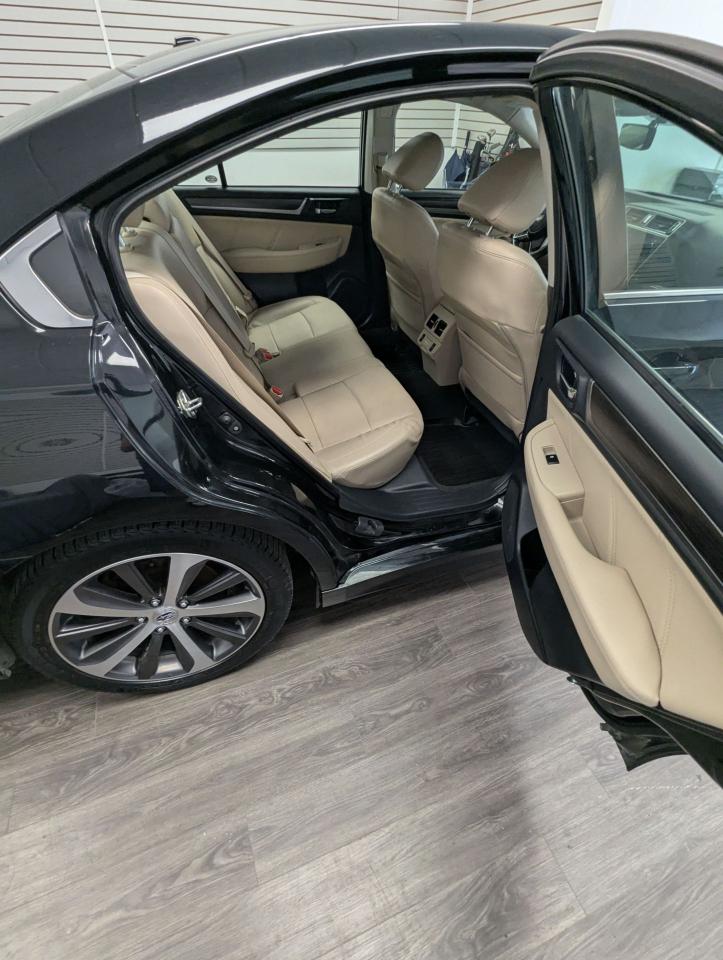 2018 Subaru Legacy LIMITED - Photo #12