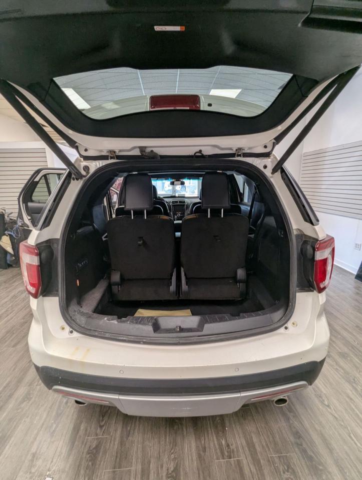 2017 Ford Explorer LIMITED l Clean Carfax l No Accidents l 7 seater