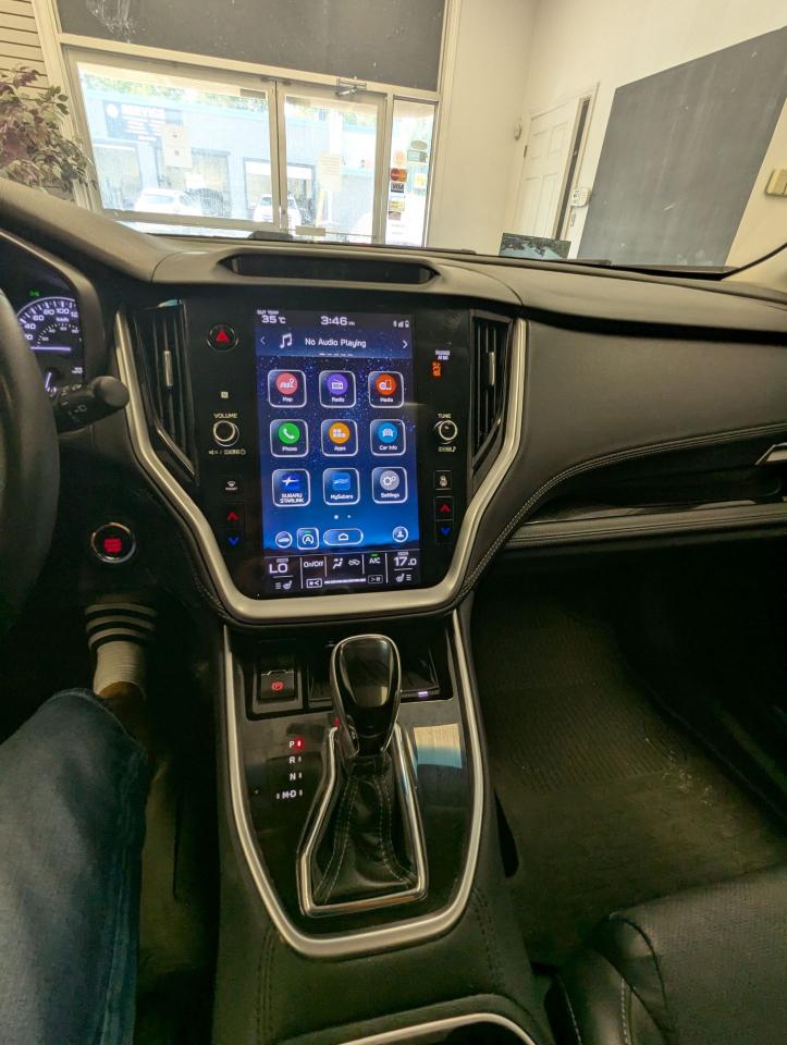 2022 Subaru Outback LIMITED - Photo #15