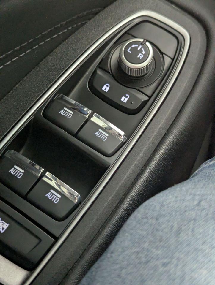 2022 Subaru Outback LIMITED - Photo #19