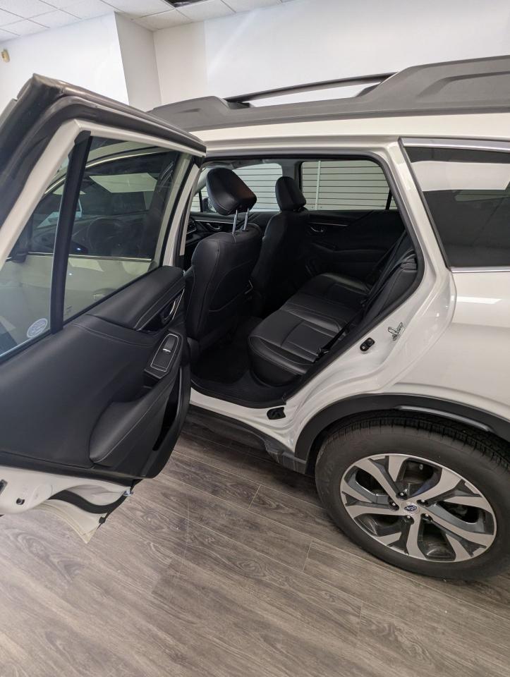 2022 Subaru Outback LIMITED - Photo #10