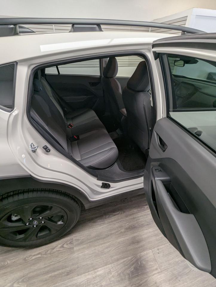 2025 Subaru Crosstrek Convenience - Photo #12