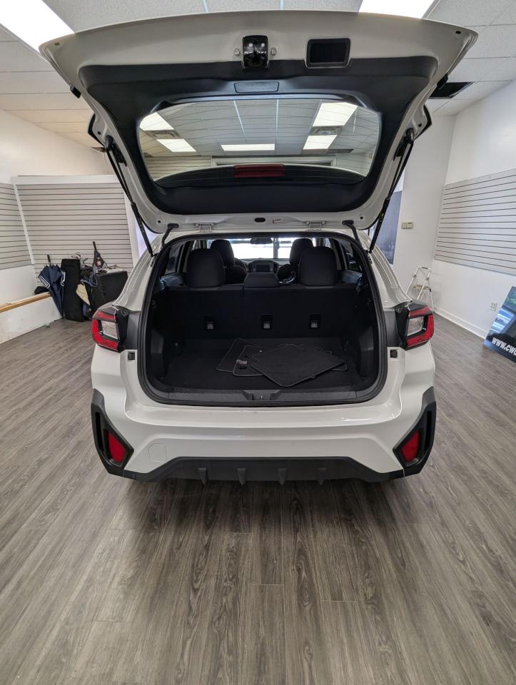 2025 Subaru Crosstrek Convenience - Photo #13