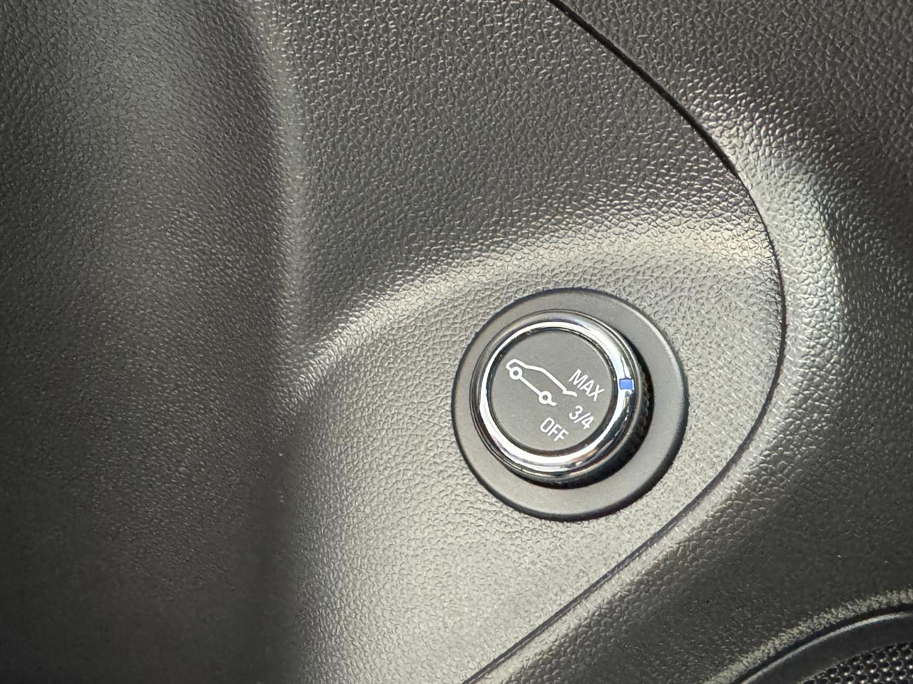 2021 Buick Encore GX AWD Select+PWR Gate+Blind Spot+CLEAN CARFAX Photo4