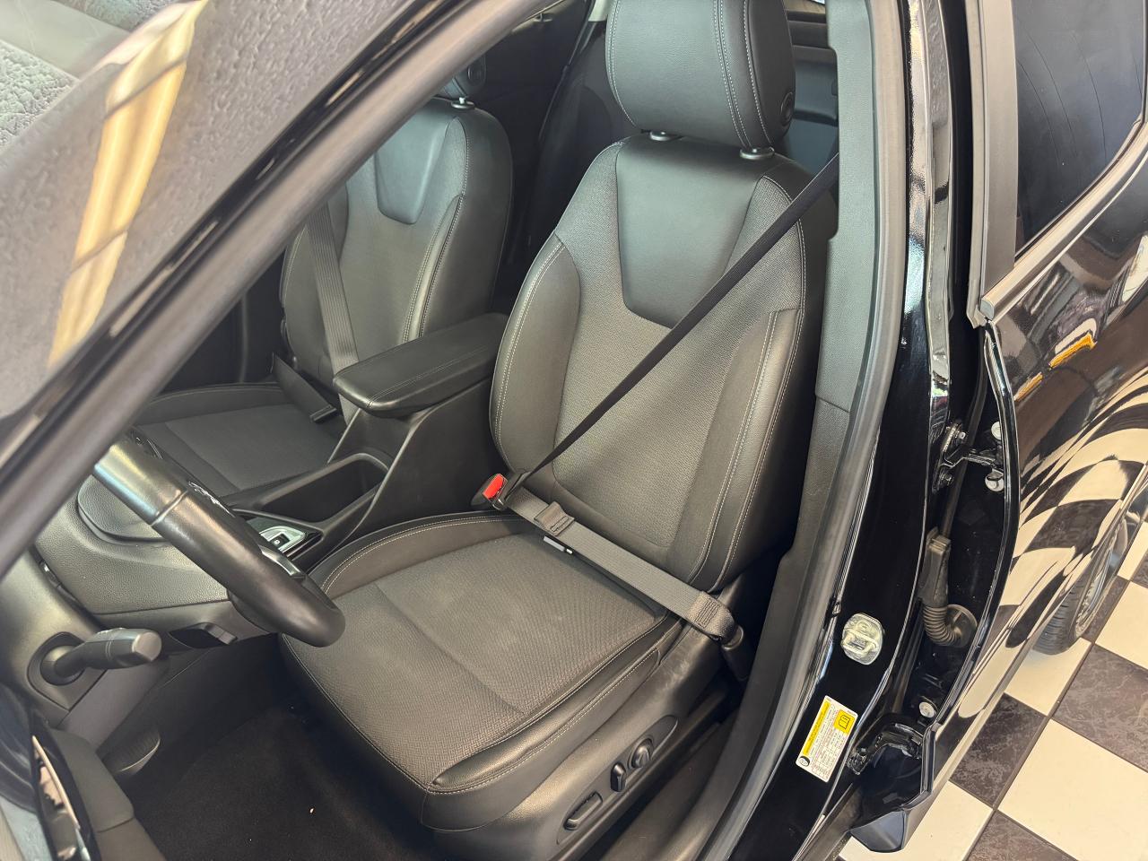 2021 Buick Encore GX AWD Select+PWR Gate+Blind Spot+CLEAN CARFAX Photo25