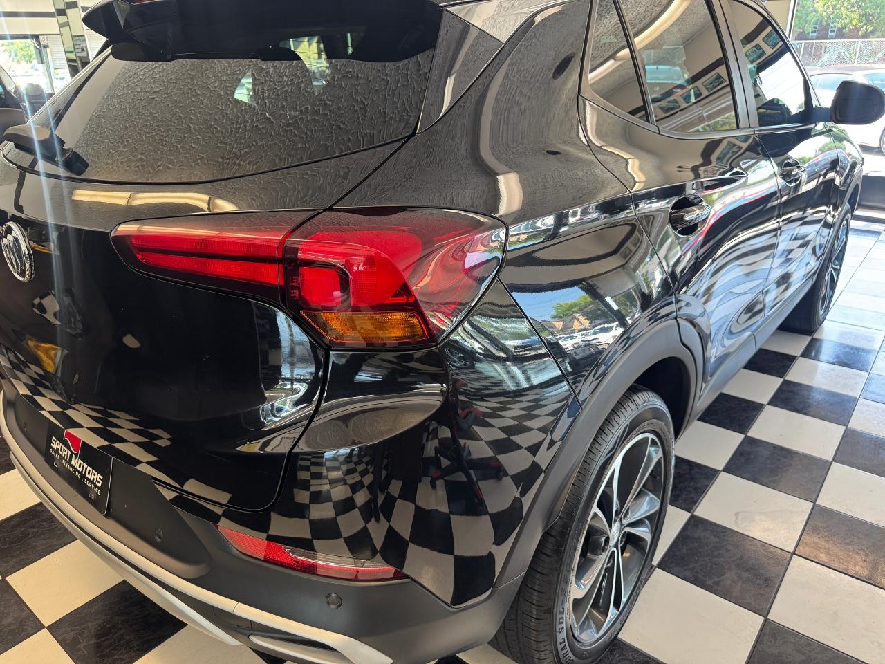2021 Buick Encore GX AWD Select+PWR Gate+Blind Spot+CLEAN CARFAX Photo47