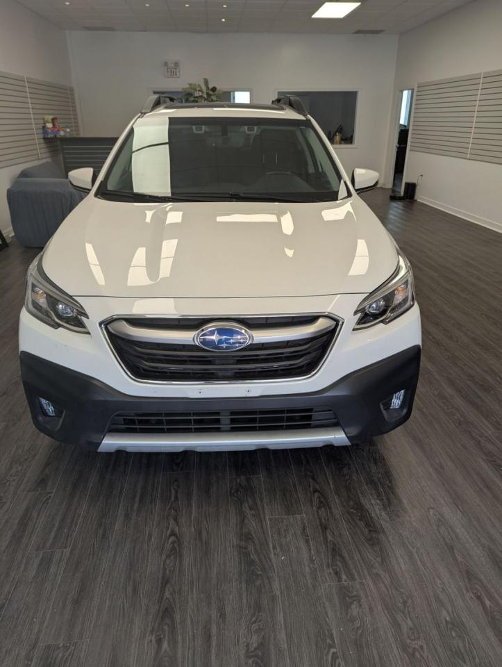 2022 Subaru Outback LIMITED l Low KM l Clean Carfax l No Accidents