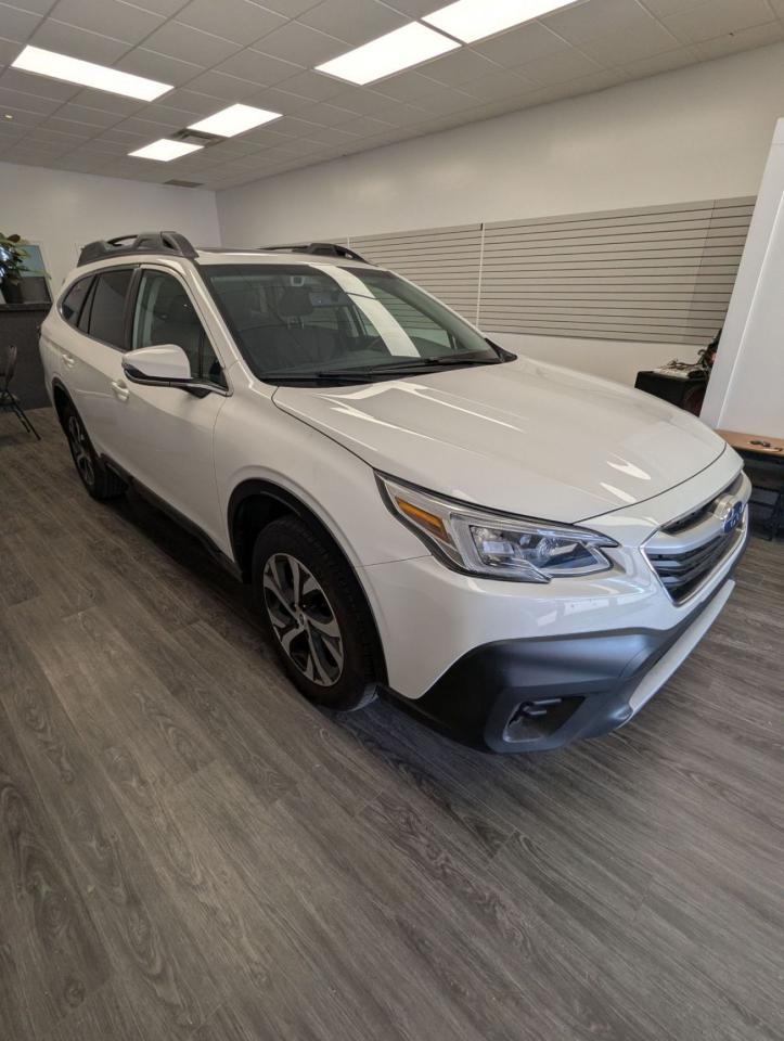 2022 Subaru Outback LIMITED l Low KM l Clean Carfax l No Accidents