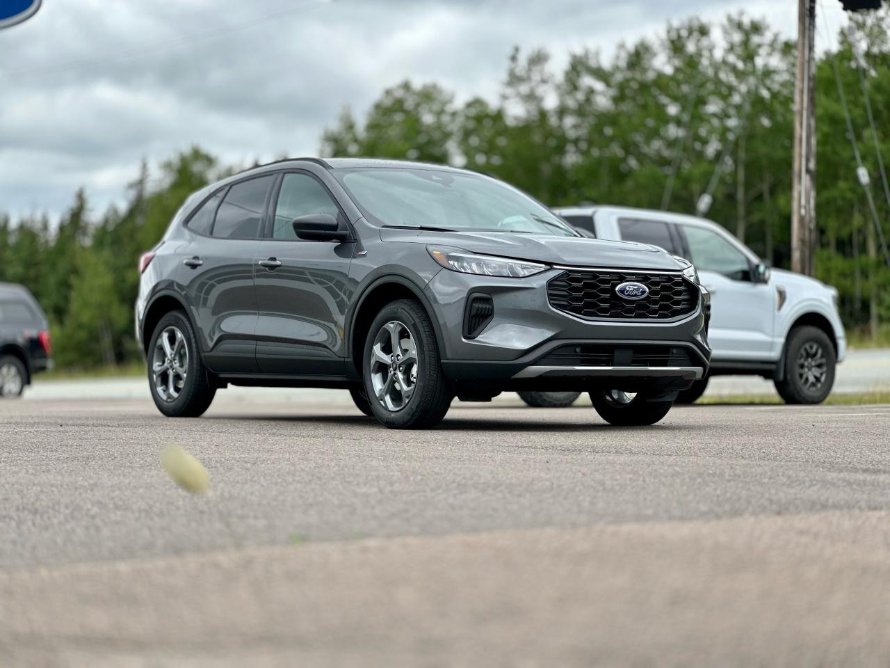 2025 Ford Escape ST-Line AWD Photo5