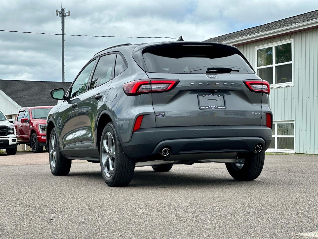 2025 Ford Escape ST-Line AWD Photo4