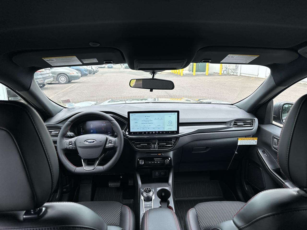 2025 Ford Escape ST-Line AWD Photo5