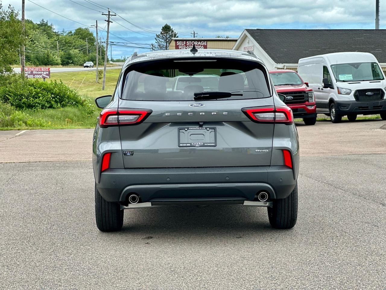 2025 Ford Escape ST-Line AWD Photo5