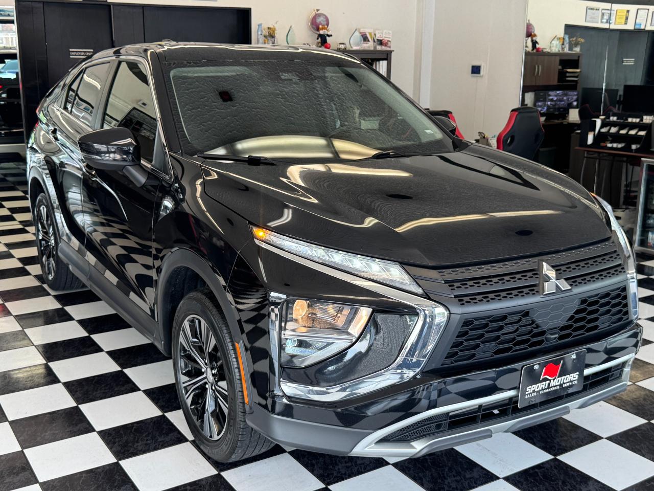 2022 Mitsubishi Eclipse Cross SE AWD+New Brakes+ApplePlay+BSM+CLEAN CARFAX Photo73