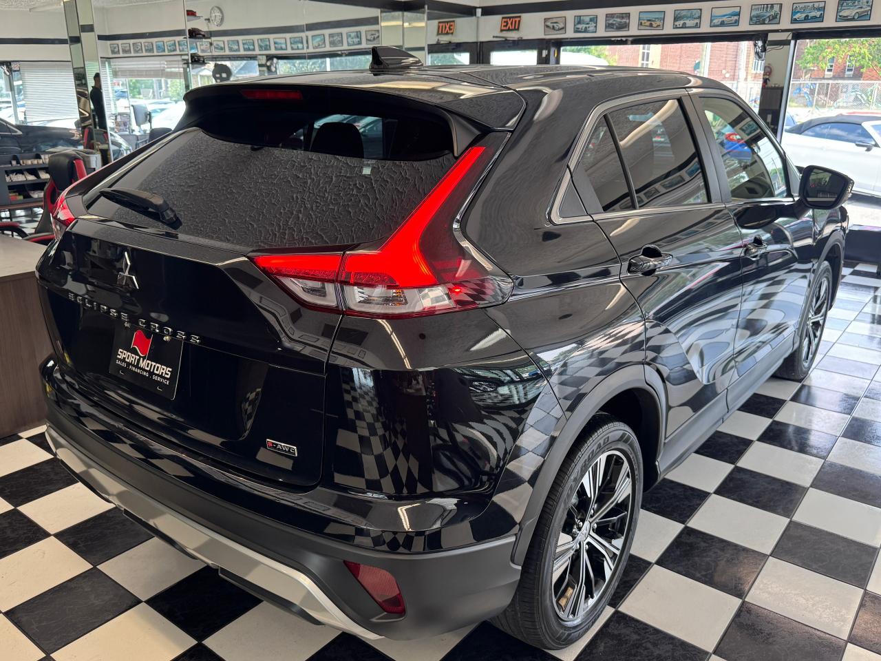 2022 Mitsubishi Eclipse Cross SE AWD+New Brakes+ApplePlay+BSM+CLEAN CARFAX Photo9