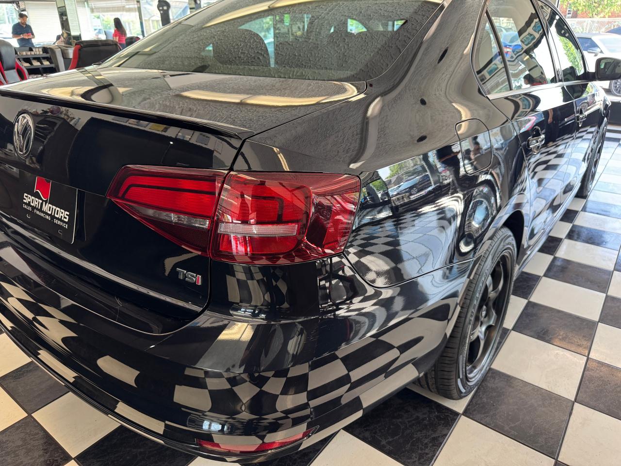 2017 Volkswagen Jetta 1.4 TSI Wolfsburg+New Tires+Brakes+CLEAN CARFAX - Photo #40