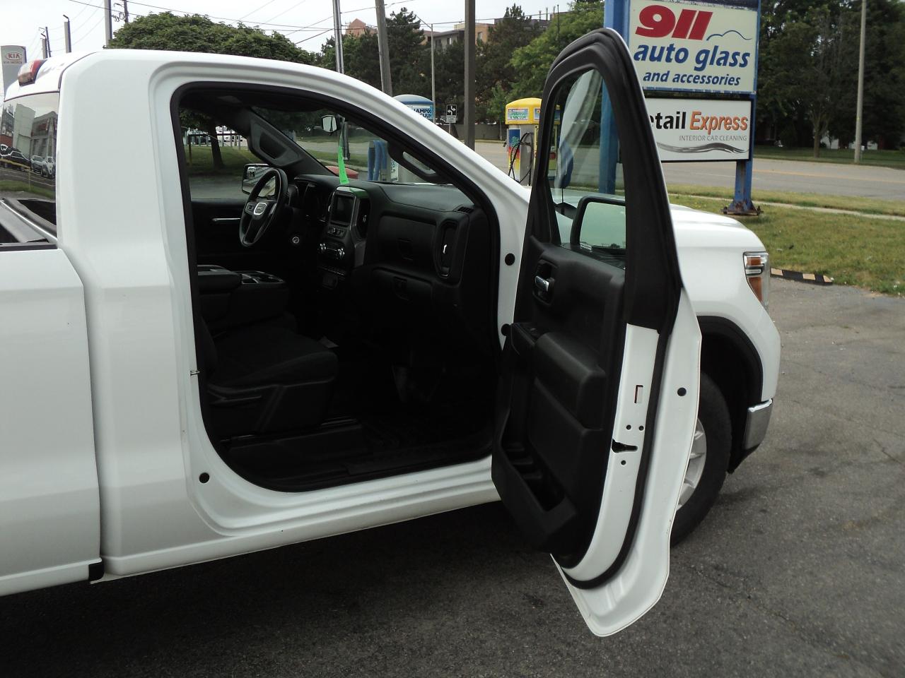 2021 GMC Sierra 1500 Reg Cab 2WD 4.3L6cyl 8ftBox 140"WB BackUpCam - Photo #12