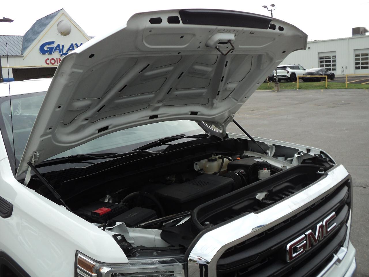 2021 GMC Sierra 1500 Reg Cab 2WD 4.3L6cyl 8ftBox 140"WB BackUpCam - Photo #28