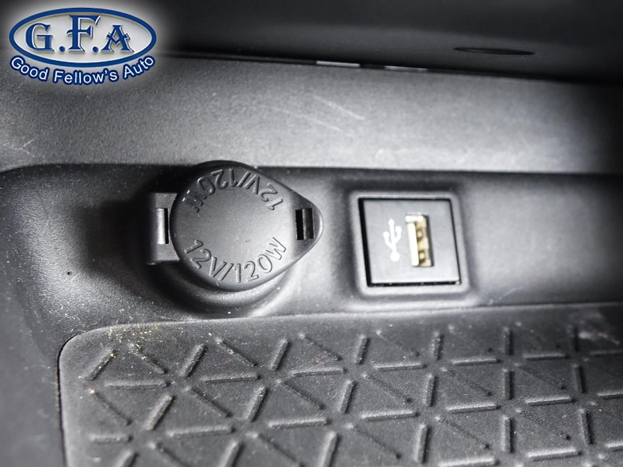 2023 Toyota RAV4 XLE PREMIUM MODEL, AWD, LEATHER SEATS, SUNROOF, RE Photo41