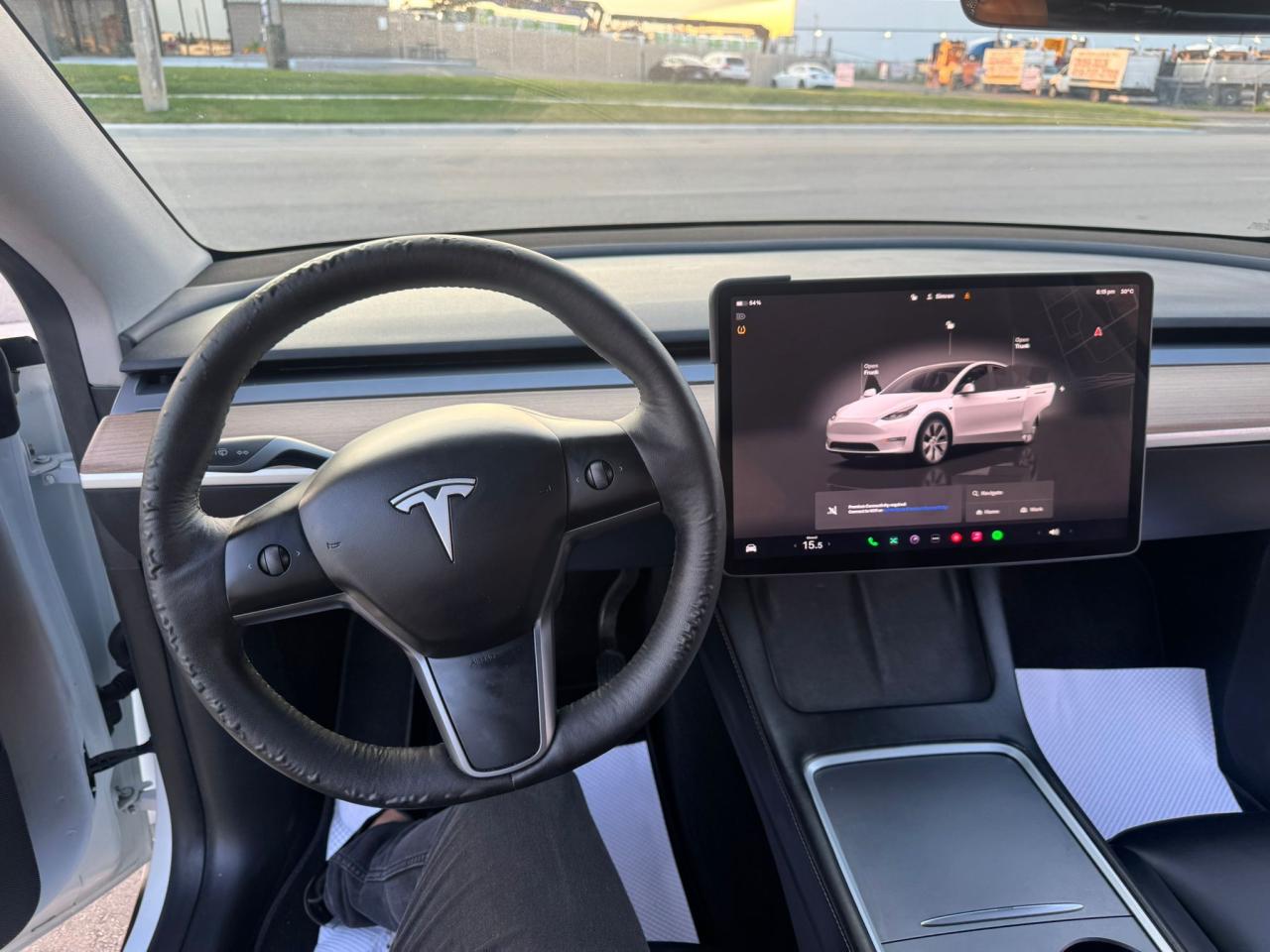 2023 Tesla Model Y LONG RANGE - Photo #13