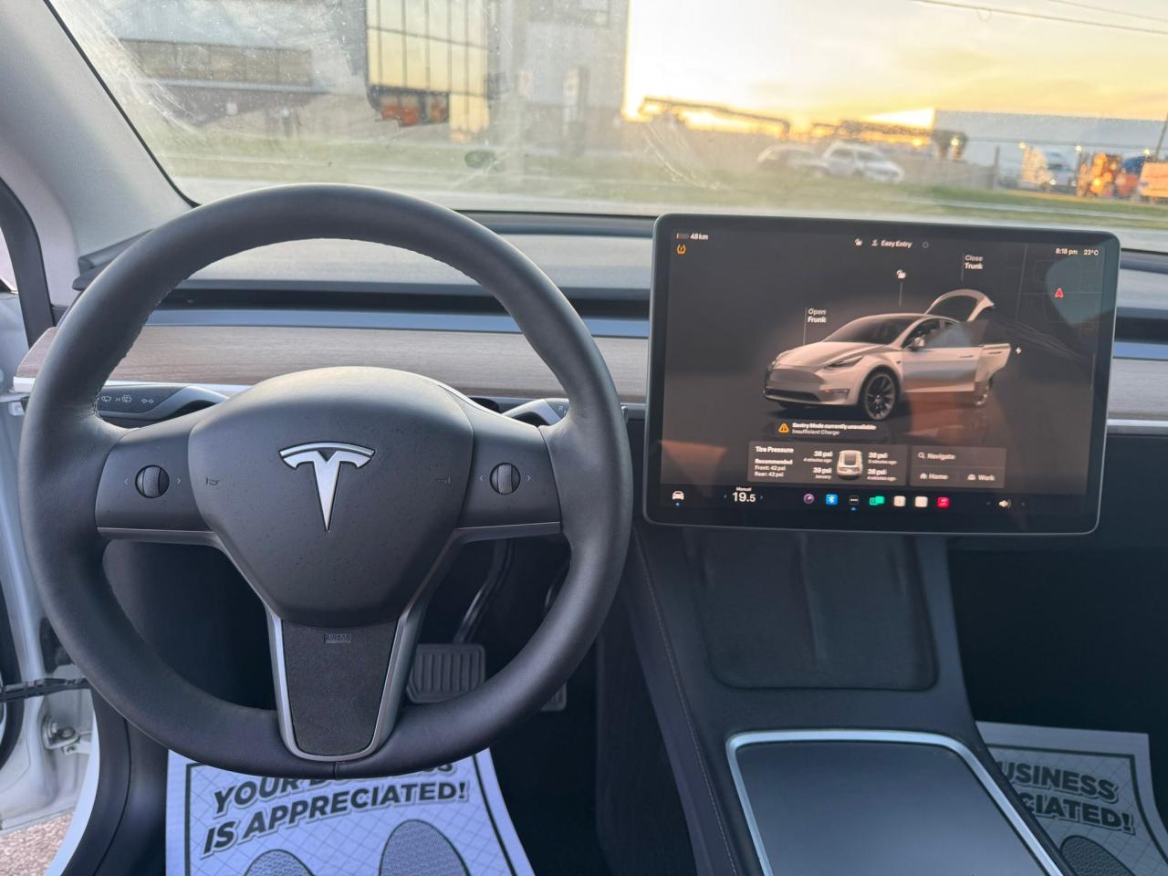 2022 Tesla Model Y LONG RANGE - Photo #13
