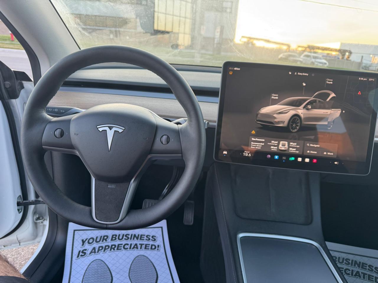 2022 Tesla Model Y LONG RANGE - Photo #15
