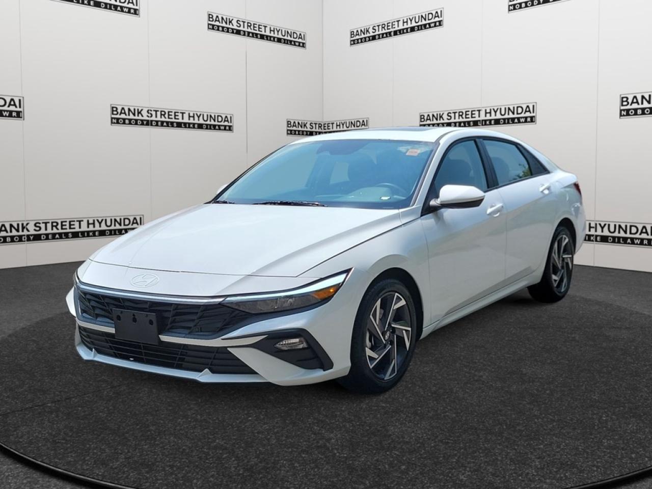 Used 2025 Hyundai Elantra Preferred IVT w/Tech Pkg for sale in Ottawa, ON