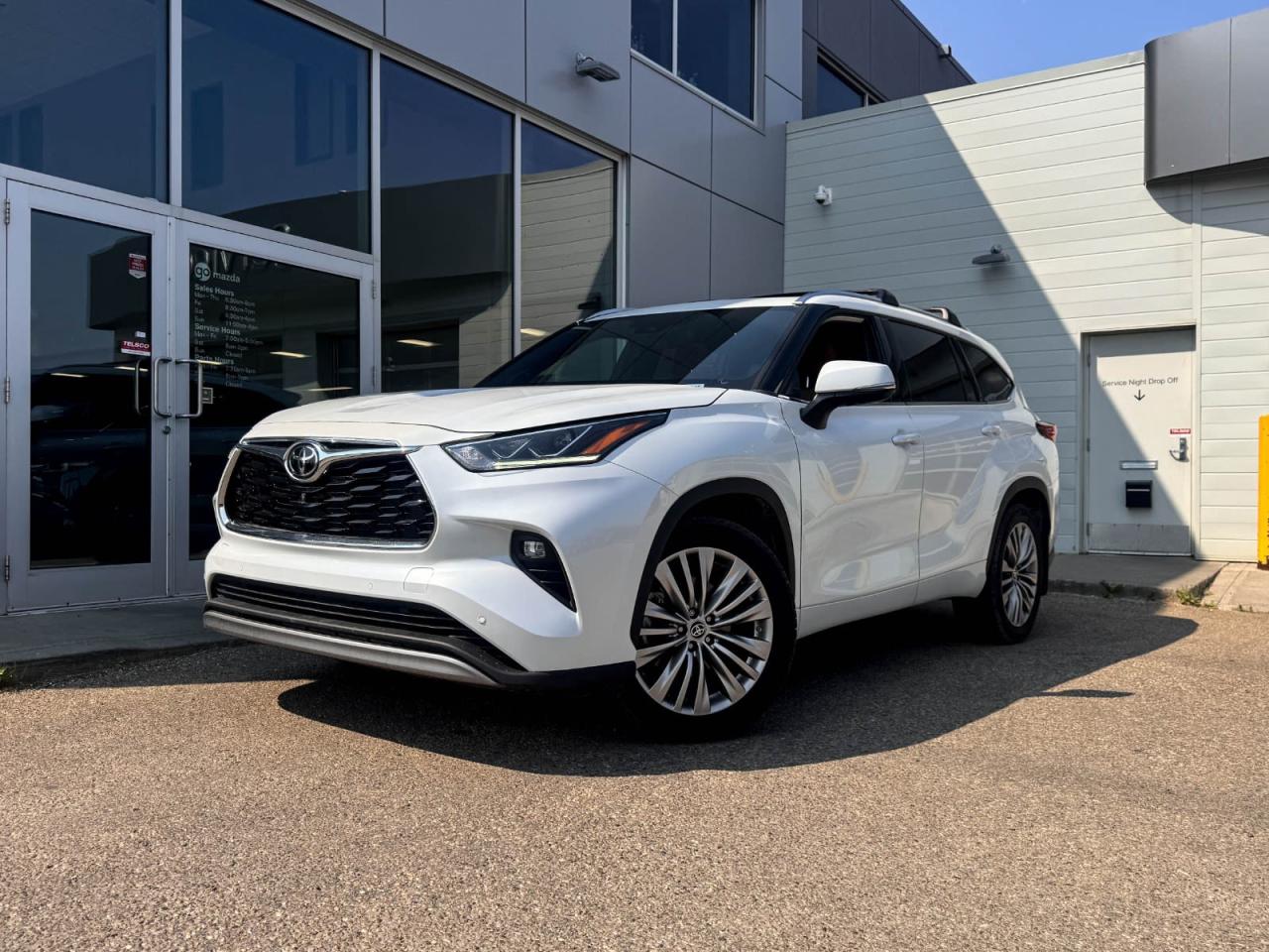 Used 2022 Toyota Highlander  for sale in Edmonton, AB