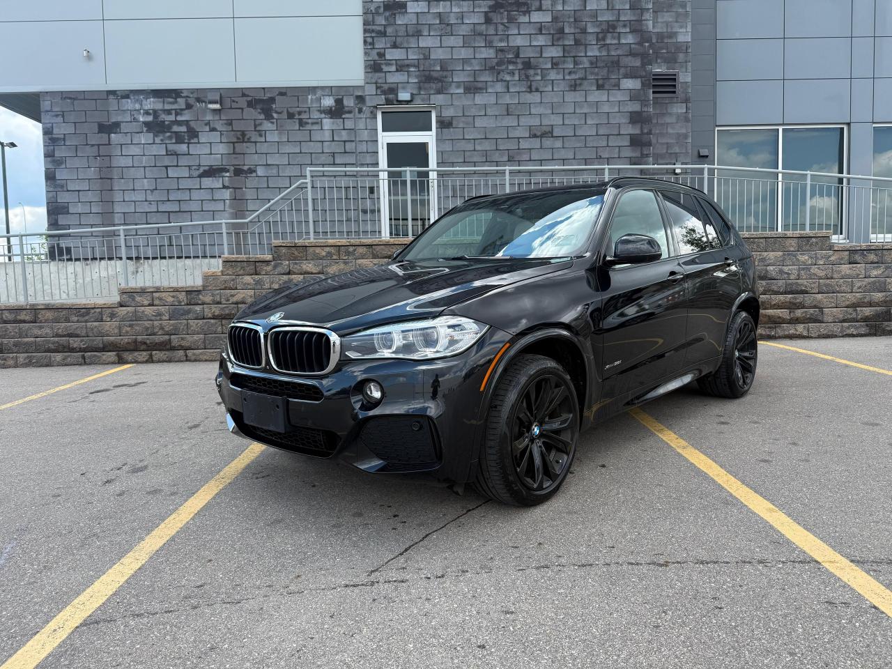Used 2016 BMW X5 xDrive35i for sale in Calgary, AB