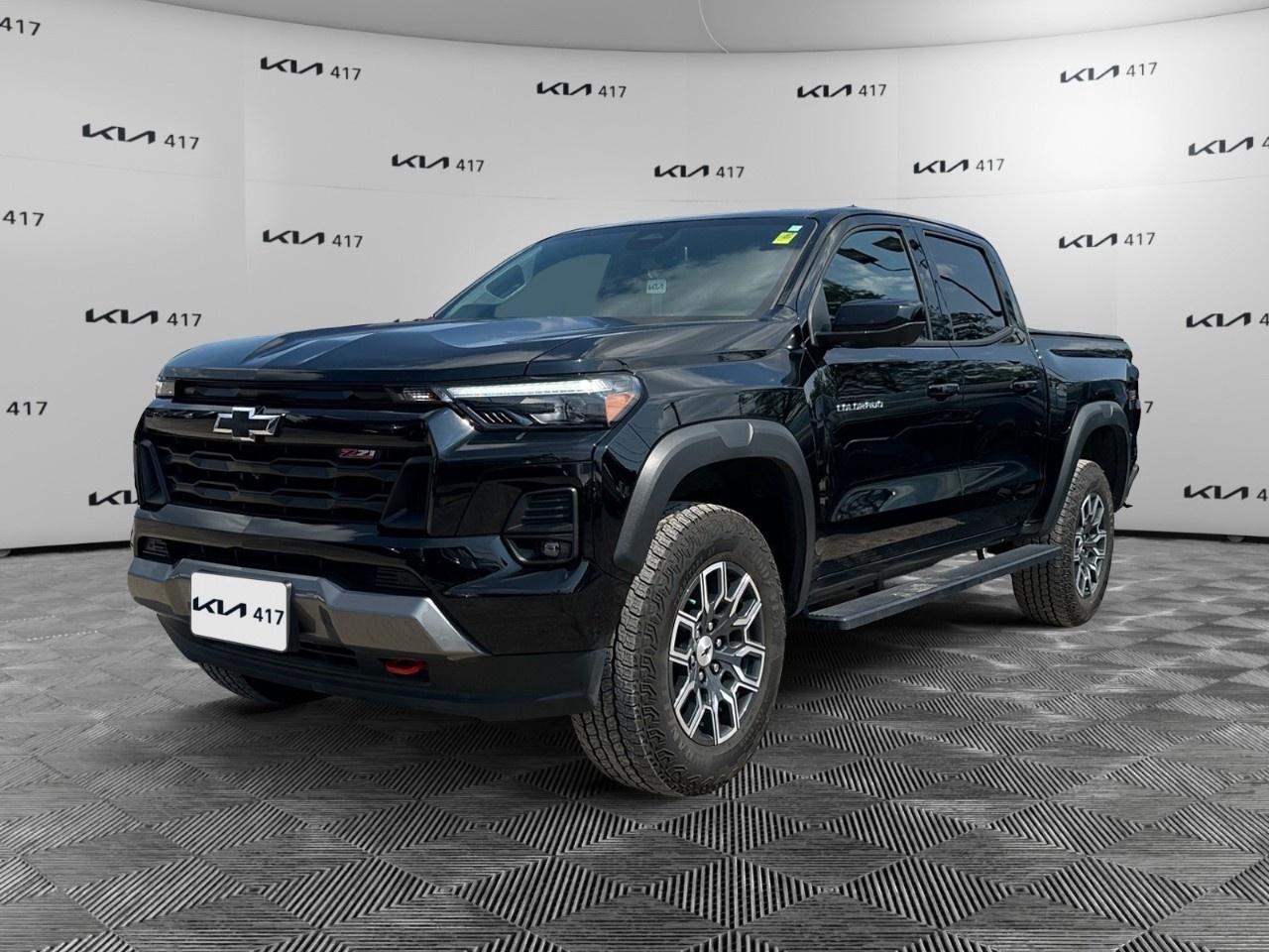 Used 2024 Chevrolet Colorado Crew Cab Short Box 4-Wheel Drive Z71 for sale in Gloucester, ON