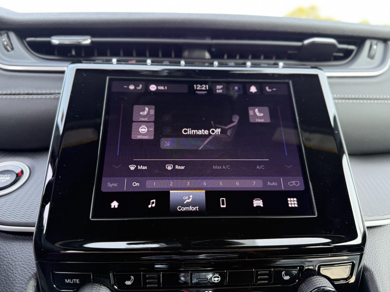 2025 Jeep Grand Cherokee ALTITUDE 4X4 Photo