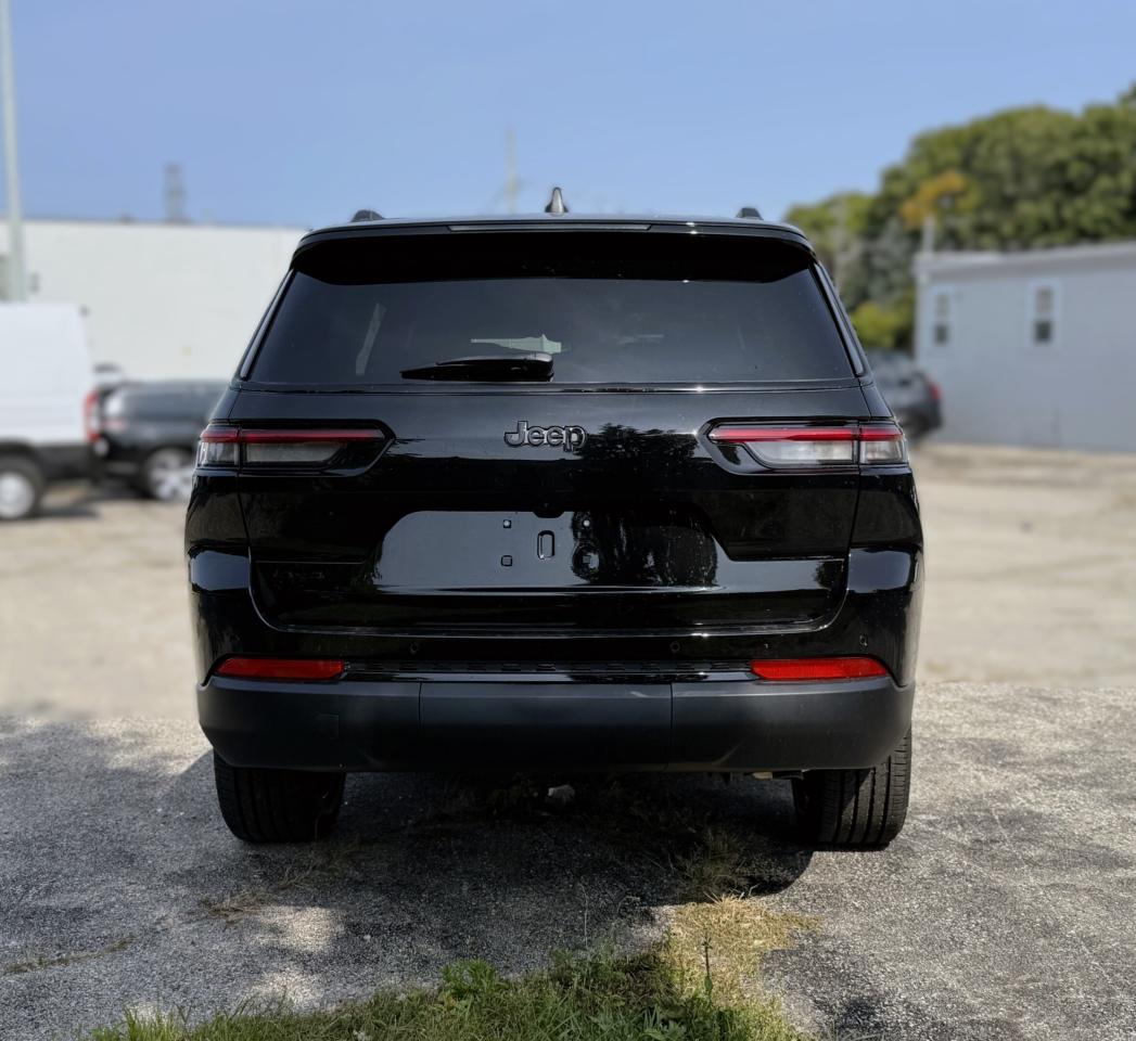 2025 Jeep Grand Cherokee L Altitude 4x4 Photo