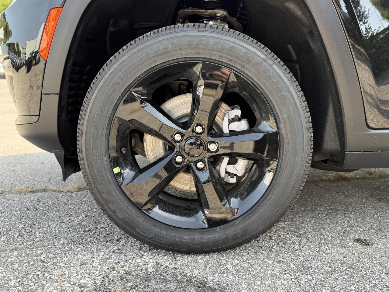 2025 Jeep Grand Cherokee L Altitude 4x4 Photo