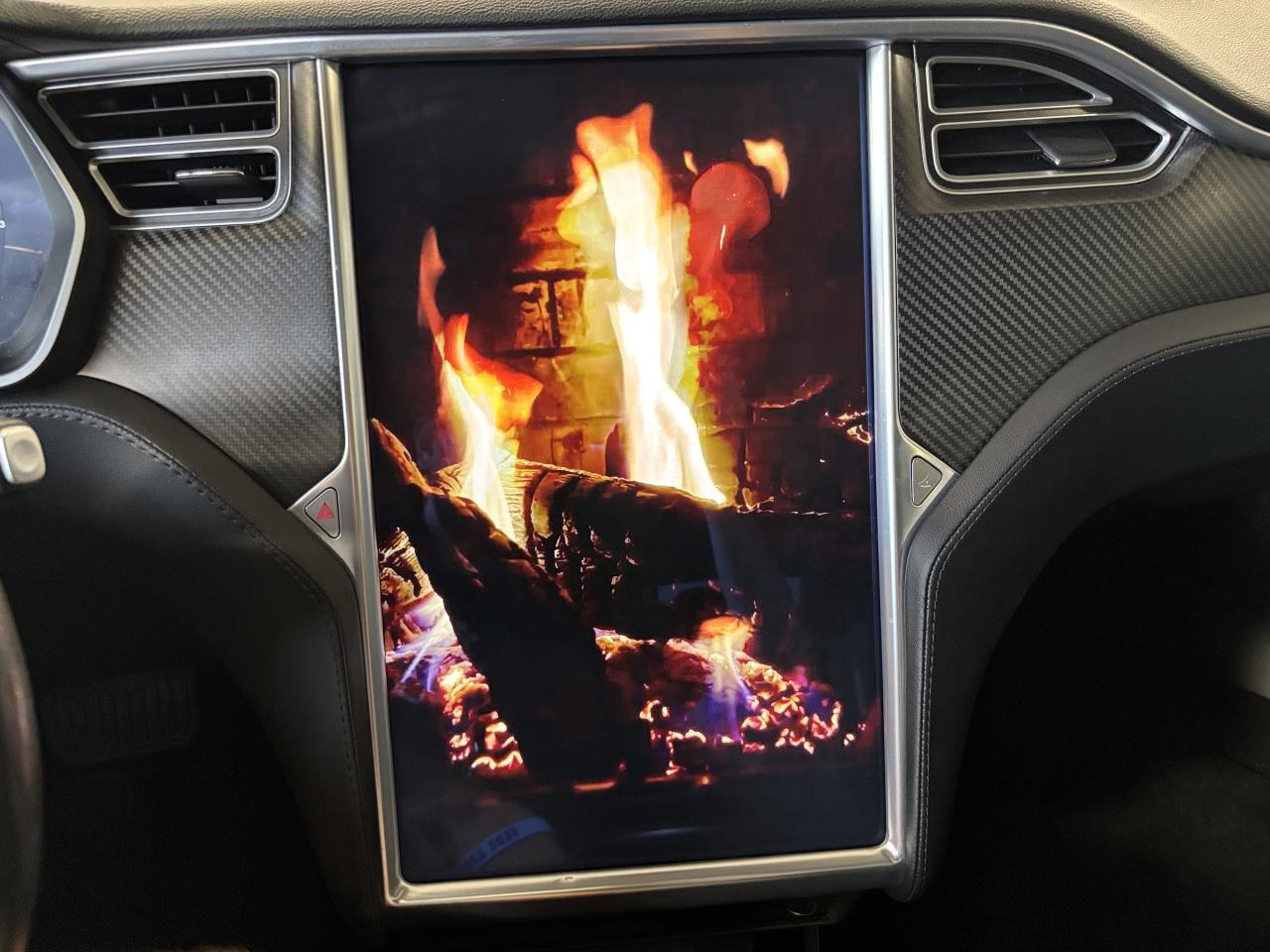 2015 Tesla Model S 70D|AWD|HIGHWAYAUTOPILOT|NAV|PANOROOF|VEGANLEATHER - Photo #25