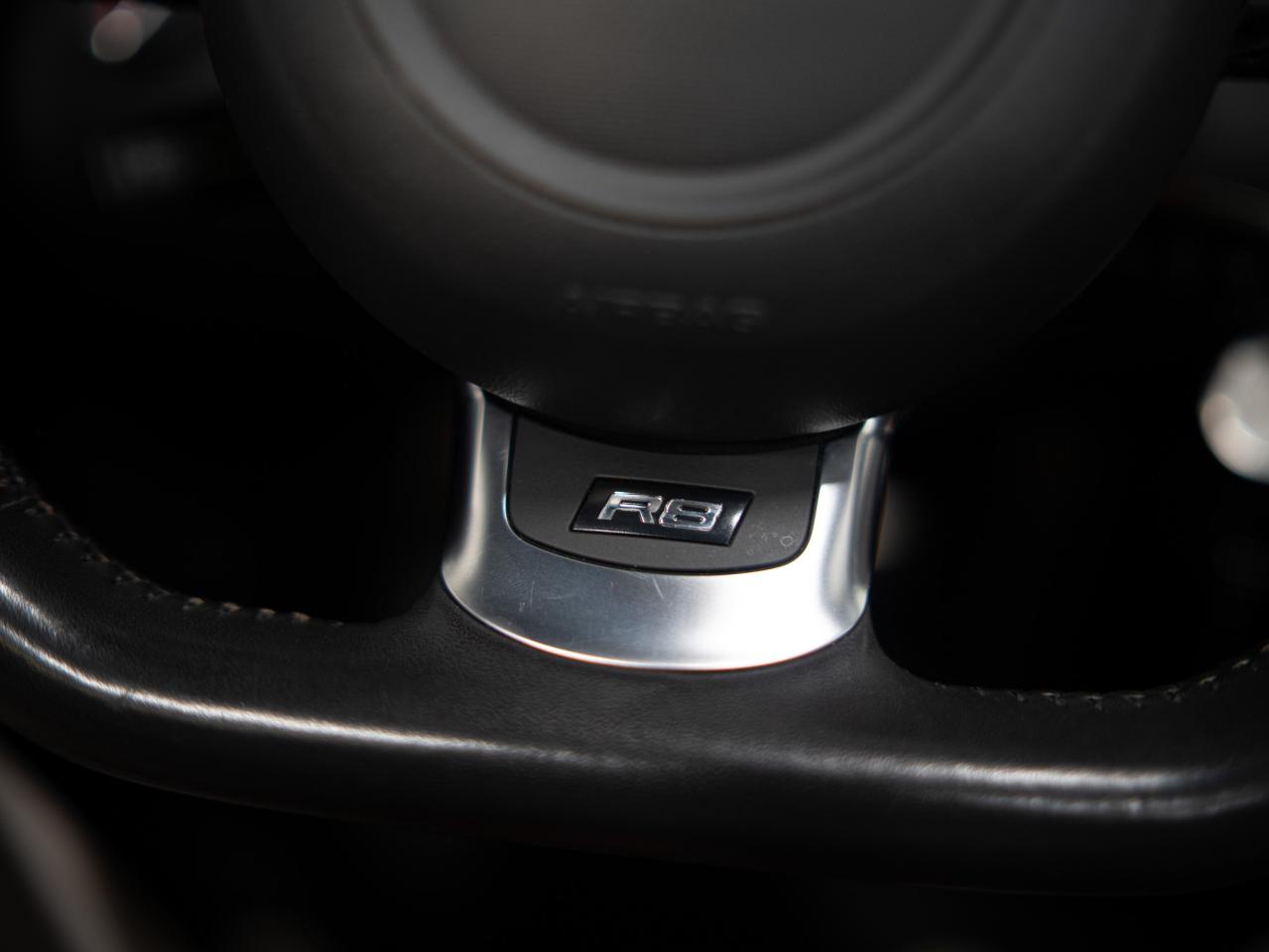 2011 Audi R8 SPYDER | BANG OLUFSEN | SOFT TOP Photo