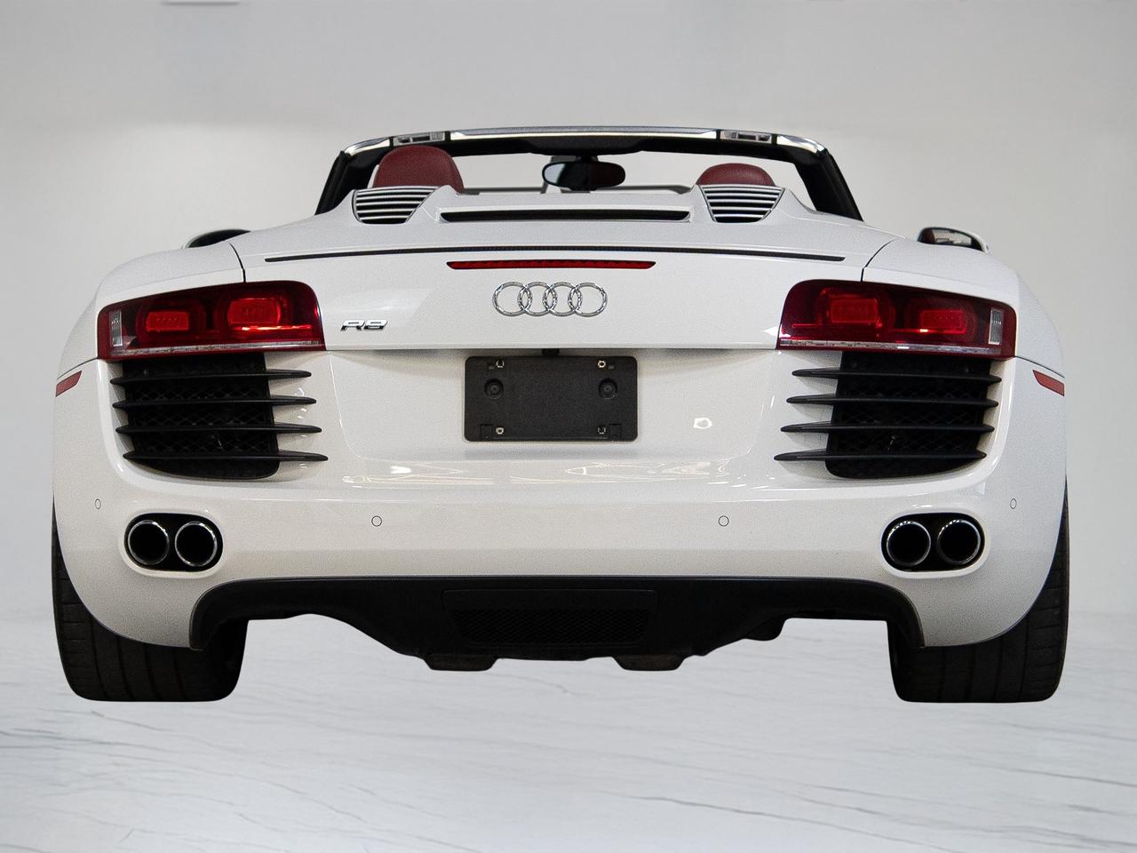 2011 Audi R8 SPYDER | BANG OLUFSEN | SOFT TOP Photo