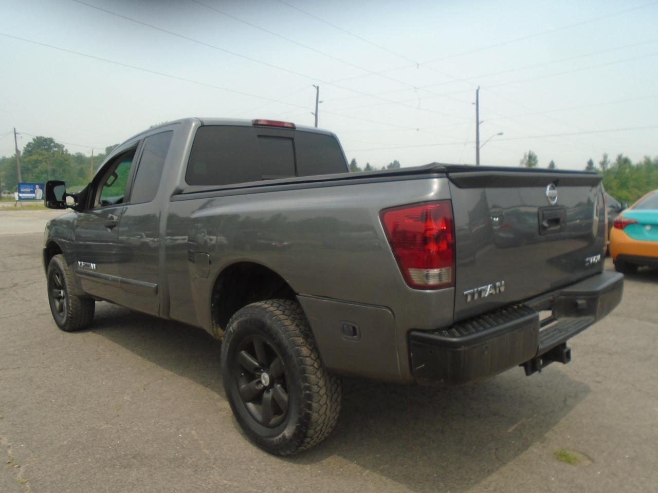 2013 Nissan Titan 4WD King Cab SWB SV - Photo #6