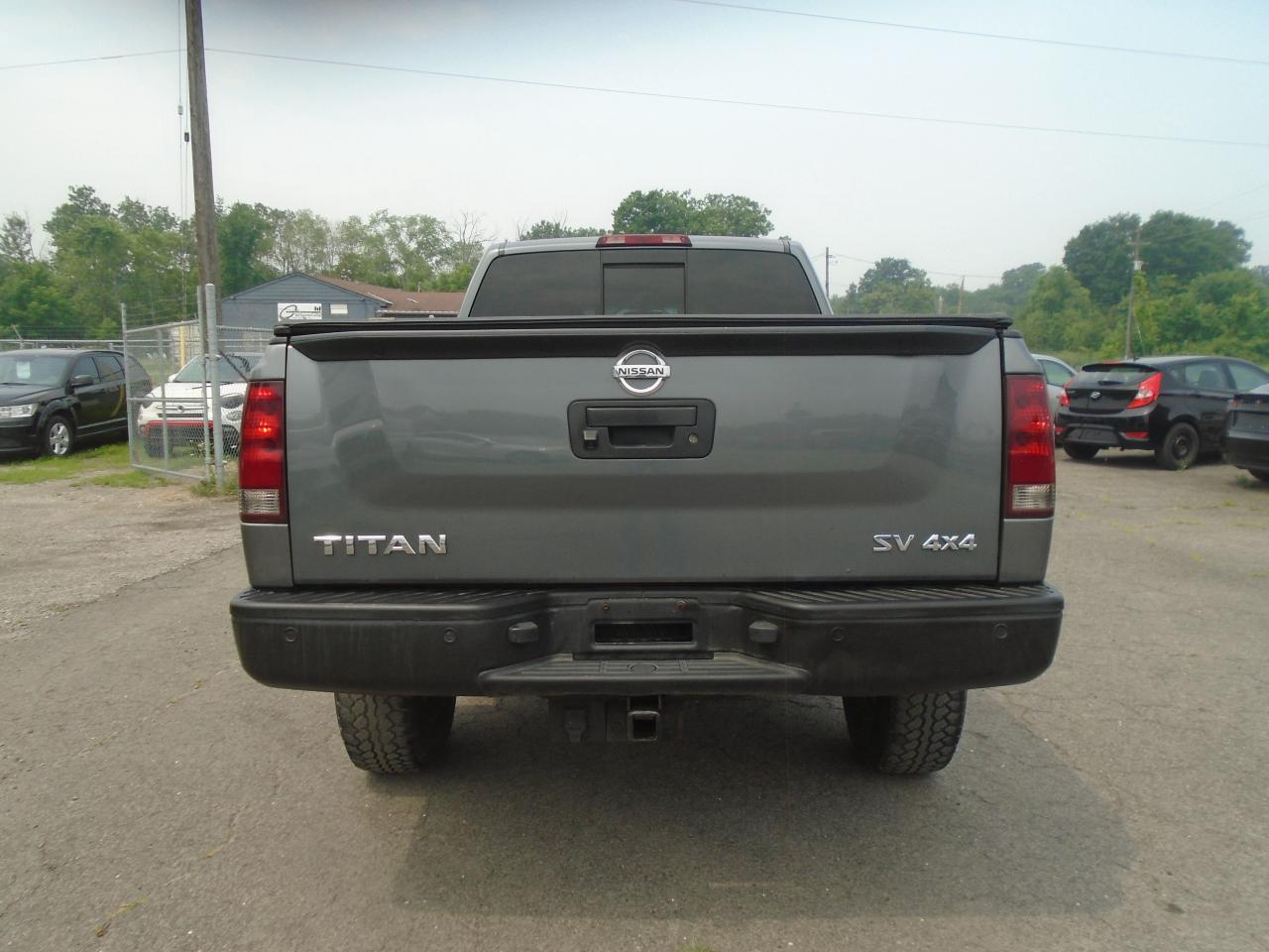 2013 Nissan Titan 4WD King Cab SWB SV - Photo #7