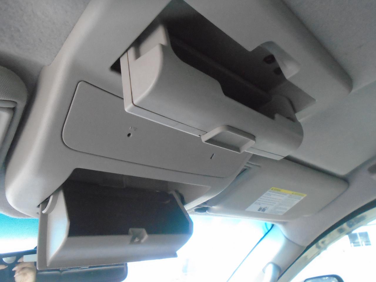 2013 Nissan Titan 4WD King Cab SWB SV - Photo #19