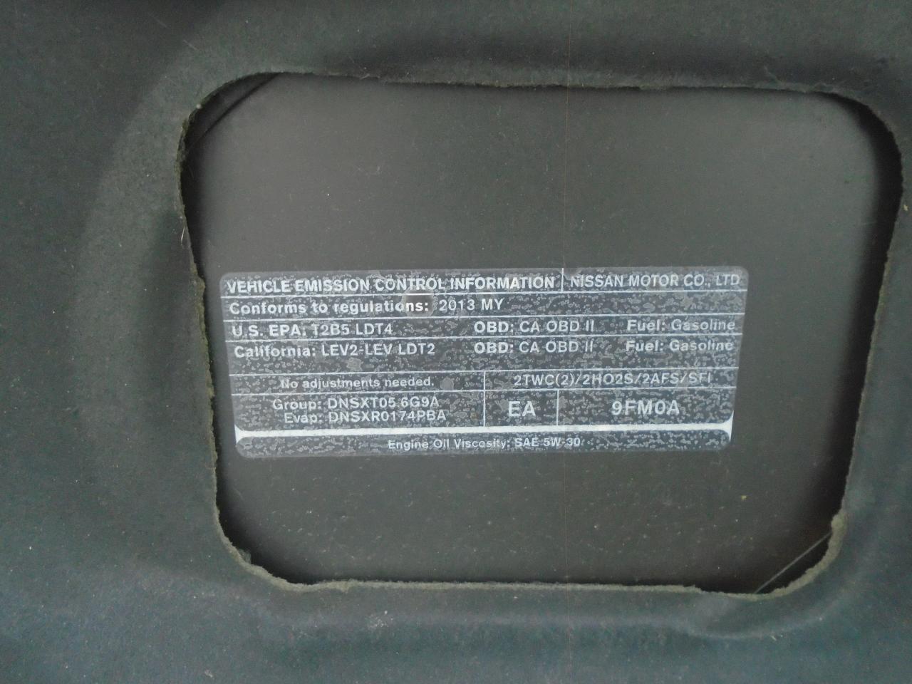 2013 Nissan Titan 4WD King Cab SWB SV - Photo #40