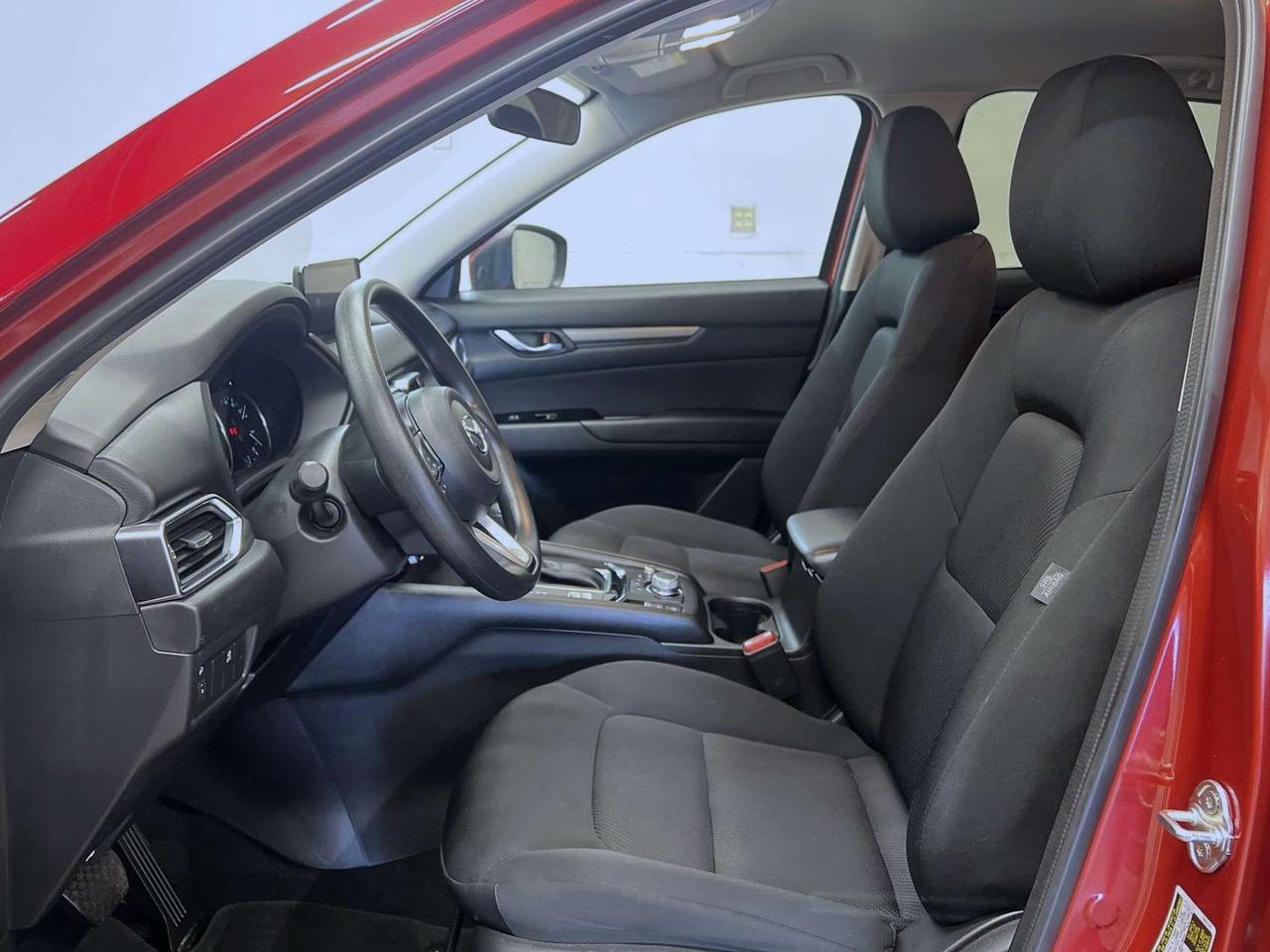 2023 Mazda CX-5 AWD | HTD SEATS | CARPLAY| ALLOYS | NAV Photo