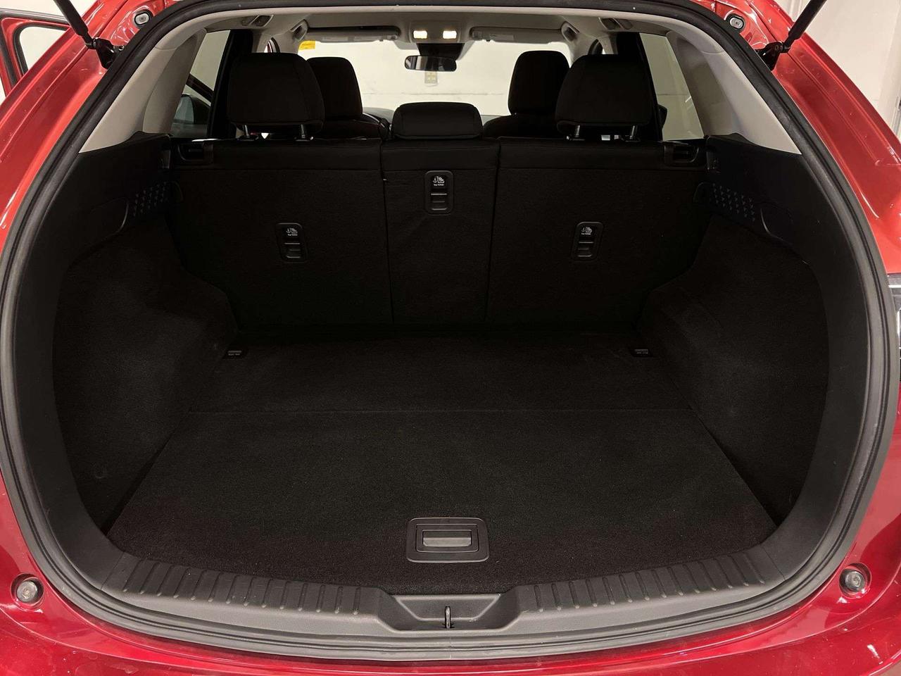2023 Mazda CX-5 AWD | HTD SEATS | CARPLAY| ALLOYS | NAV Photo