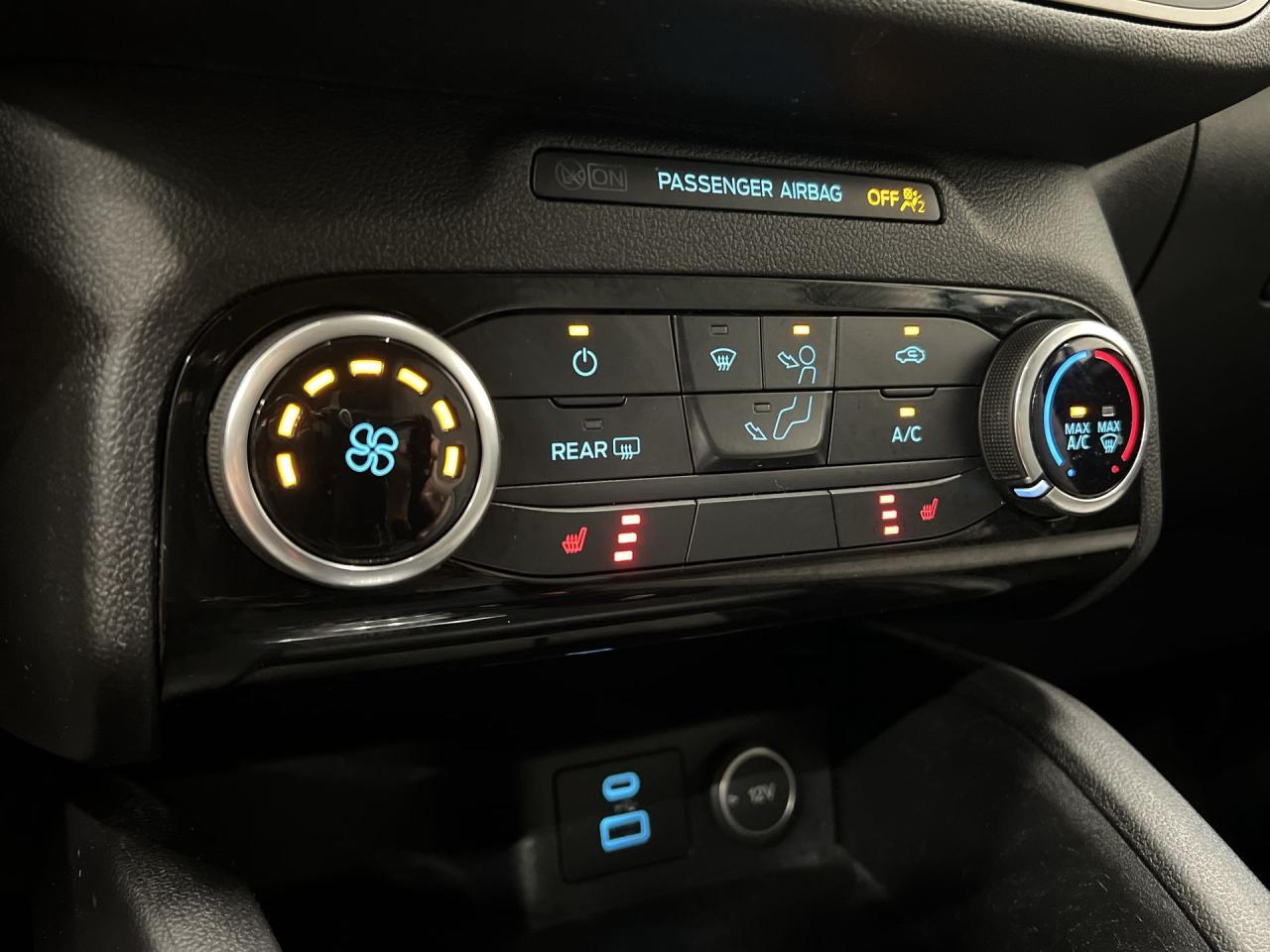 2021 Ford Escape SE AWD| HTD SEATS| CARPLAY| REAR CAM| ALLOYS Photo