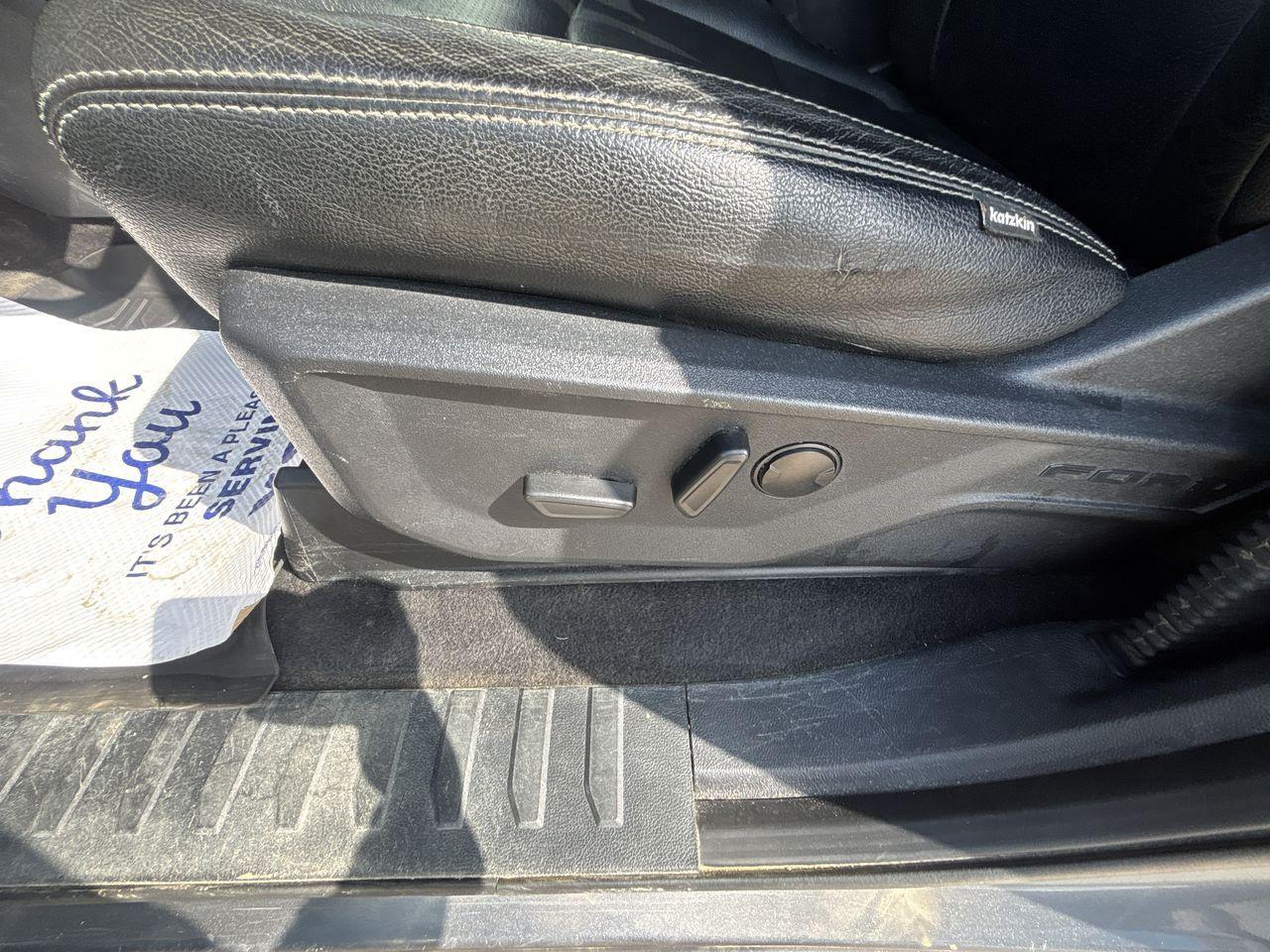 2023 Ford F-150 XLT 4WD SuperCrew 6.5' Box Photo5