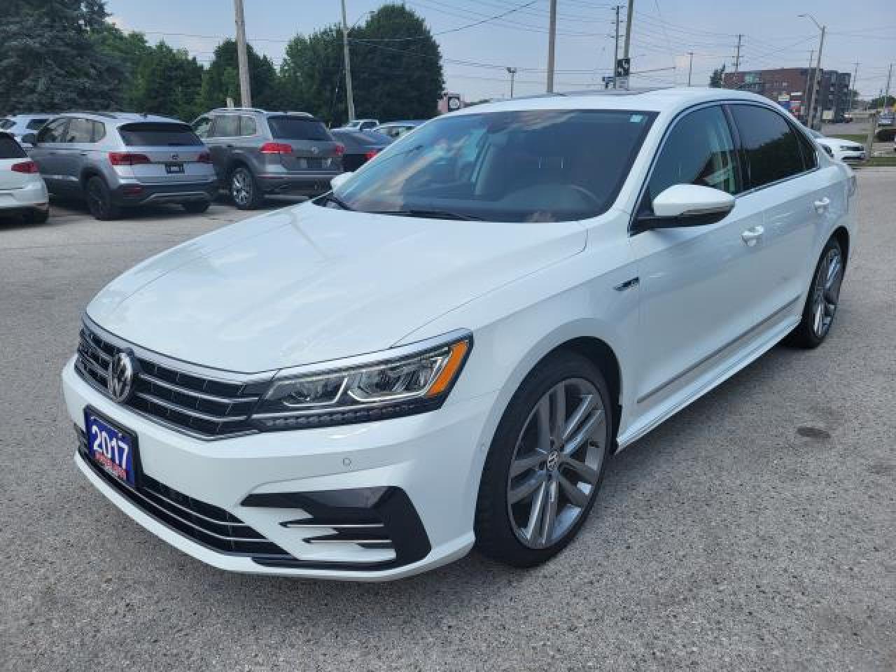 2017 Volkswagen Passat RLINE Photo26