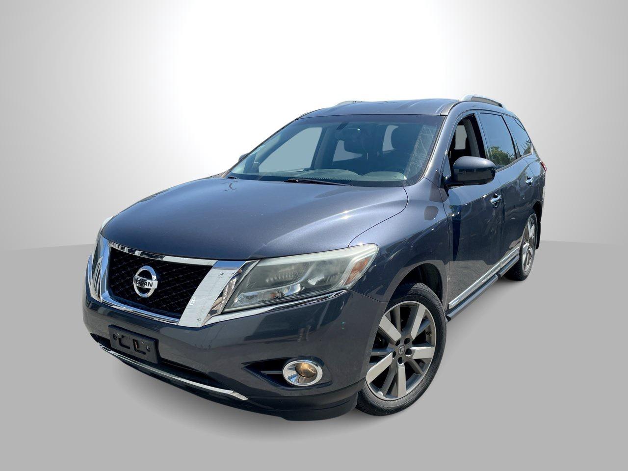 Used 2014 Nissan Pathfinder Platinum for sale in Vancouver, BC