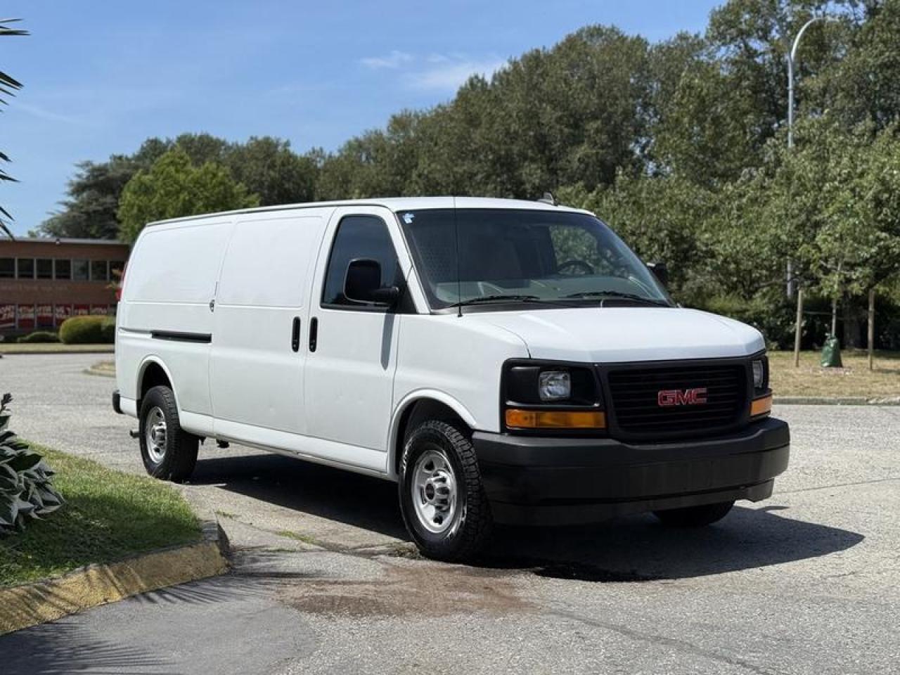 Used 2017 GMC Savana 2500 Extended Cargo Van with Shelving & Bulkhead Divider for sale in Burnaby, BC